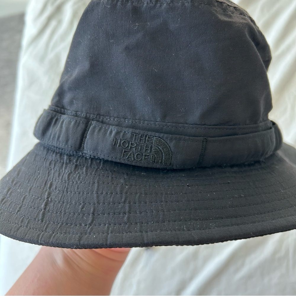 The North Face Black Bucket Hat- S/M